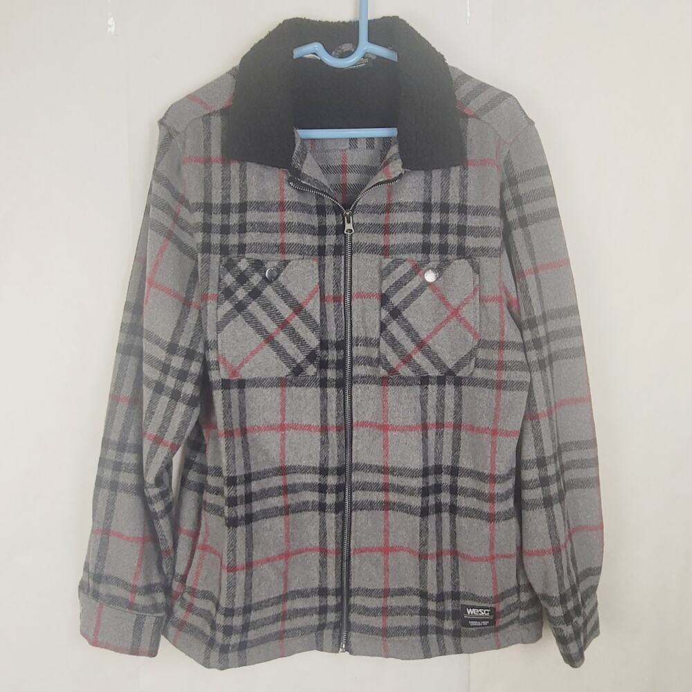 WESC grey plaid flannel sherpa collar shirt jacket Size Men L Women XL Cabincore